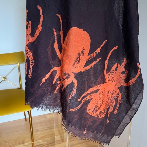 India Hicks Beetle Scarf gently used, eggplant/Brown color with orange beetles - Picture 2 of 3